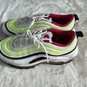 Nike air max shoes size 6.5y